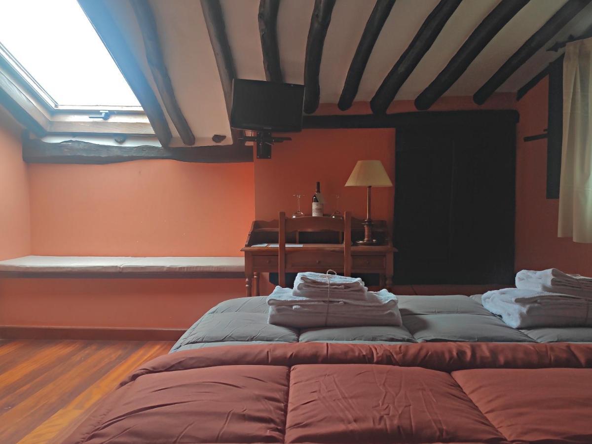 Posada De Candelario Buitenkant foto